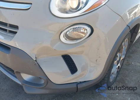 2015 Fiat 500L Trekking z USA, uszkodzony, nr VIN ZFBCFADH9FZ033832